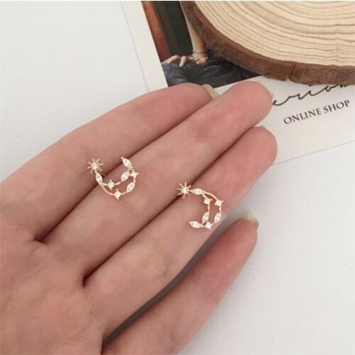 2019 new brand design Xingyue hollow small earrings generous minimalist Korean version of the earrings gift for women
