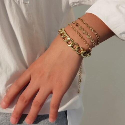 4Pcs/Set Vintage Gold Heart Bracelet Womens Cuban Chain Charm Bracelets 2021 Fashion Glamour Girl Jewelry Couple Gift