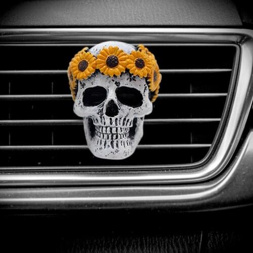Charms Skull Car Air Vent Clip Auto Vent Ornaments Decorations Contains Incense Aromatherapy Tablets Ghost Head Aromatherapy Kit