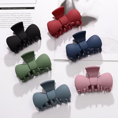 Fashion Hot Sale large Crab Simple Acrylic Hair Claw Resistance to falling for girls Women Hair Accessories