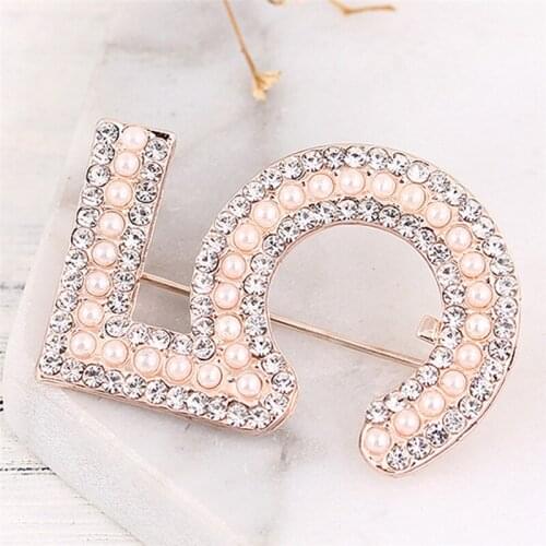 New Number Brooches Jewelry Letter 5 Full Crystal Rhinestone cc Brooch Pins For Women Party Gift