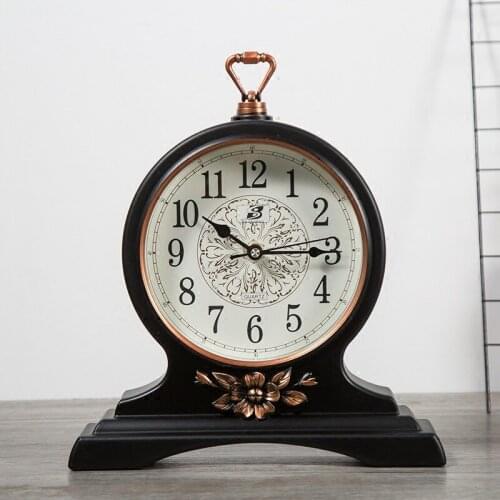 Atmospheric European-style Retro Study Bedroom Table Clock, Living Room Plastic American Table Clock, Handicraft Ornaments