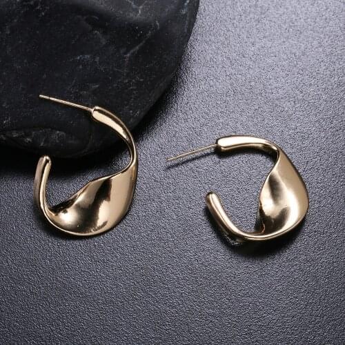 DasCus Earrings Rings