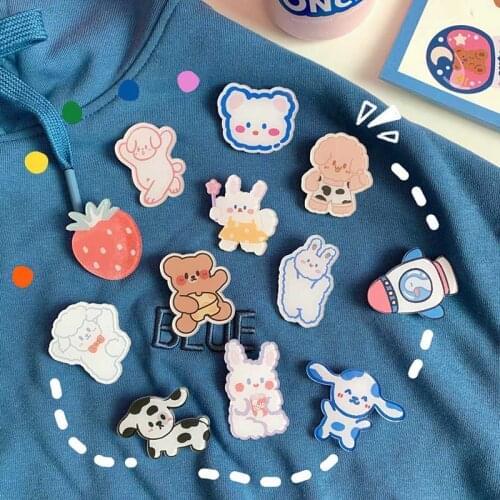 Cute Cartoon Rabbit Brooch Sheep Bears Badges Strawberry On Little For Clothing T-shirt Clothes Bags Decoration Accessories