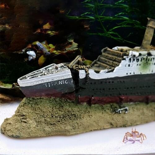 Fish tank decorations Titanic Ship Boat Model Aquarium Wreck Boat Sunk Ship Air Split Shipwreck Ornament Fish Tank Cave Decor