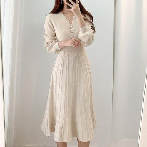 French Gentle Single-Breasted V-Neck Knitted Sweater Dress Female 2021 Winter Korean One-Piece Pleated A-Line Dress Midi Dresses