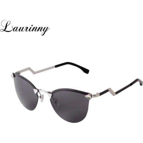 Vintage Fashion Sunglasses Women Designer Brand Outdoor Driving Shades Eyewear Men Wave Leg Metal Frame Sun Glasses Mirror UV400