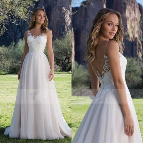 Hot Sale Tulle Wedding Dress A-Line Gown with Scoop Lace Neckline Sleeveless Bridal Gowns 2021 V-Back