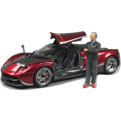 Resin Doll Model 1/18 Scale Koenigsegg Car Model Scene Simulation Display Mini Males Figure Dolls Toys Model Collection Display