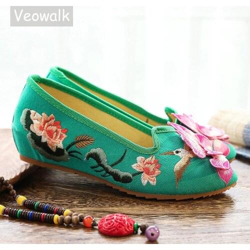 Veowalk 3D Flower Embroidered Womens Pointed Toe Canvas Ballet Flats Ladies Casual Soft Slip-on Shoes Zapatos Mujer Mint Green