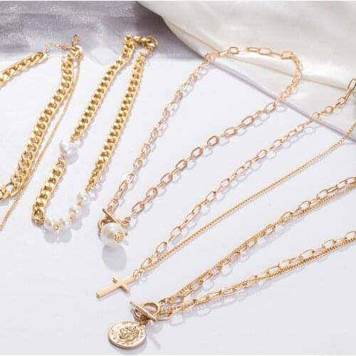 Womens neck chain Fashion Gold Moon Star Coin Necklace For Women Heart Choker Long Pendants Necklaces 2021 Geometric Jewelry