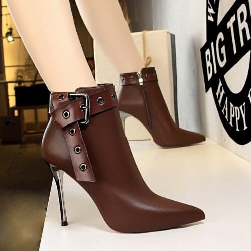 Koovan Womens High Heel Boots 2019 Retro Knight Stiletto Super High-heeled Nightclub Thin Pointed Rivet Buckle Shoes