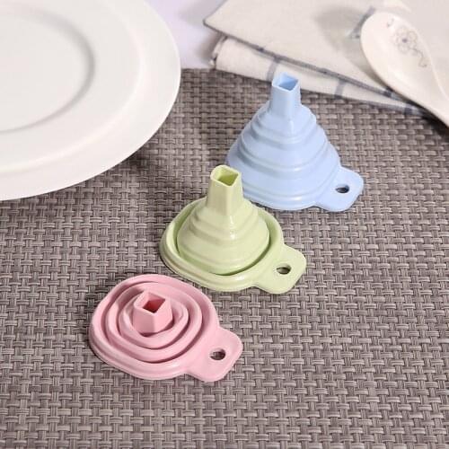 Folding mini telescopic funnel household kitchen small liquid oil funnel oil pan leaking kitchen accessories