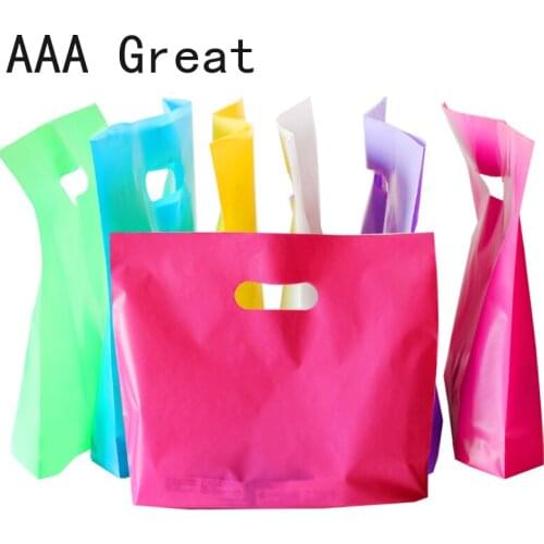 50Pcs/Lot Plastic Bag Creative Cookie Candy Bags Wedding Birthday Favors Handle Birthday Party Snack Shopping Pouches Packaging