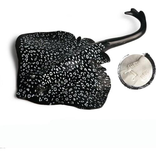 Black Skate Animal Figure Collectible Toys Sea Animal Cognition Action Figures Kids Plastic Model Toys