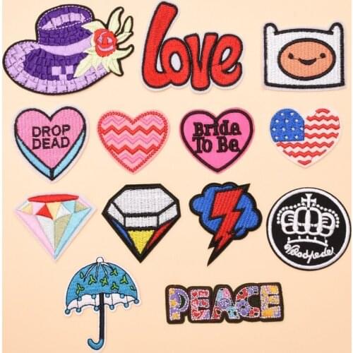 50psc/Lot Embroidery Patches Letters Clothing Decoration Accessories Animal Wolf Zebra Palm Diy Iron Heat Transfer Applique