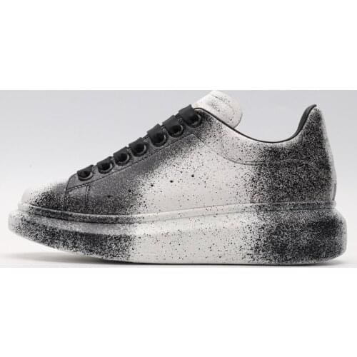 Lovers Low Cut Leisure Shoe Lace Up Suede Leather Rivet Red Bottoms For Man Shoes Sneakers Tie Casual Flat Luxury Brand