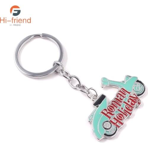 High Quality Keychain Audrey Hepburn Princess Ann Joe Bradley Roman Holiday Motorcycle Keychain for Women Men Couple Gifts