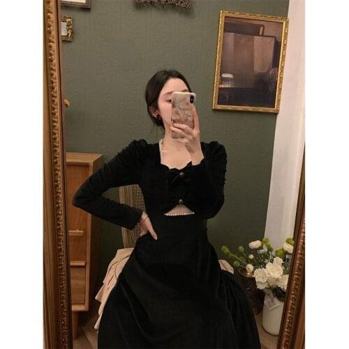 French Vintage Black Velvet Midi Dress Female 2021 Autumn Design Elegant Evening Party Dress Women Korean Sweet Retro Dress Chic