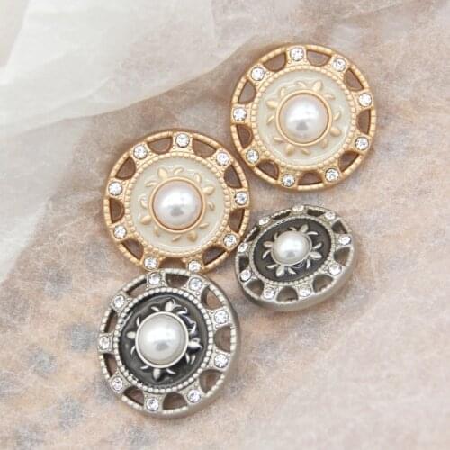 HENGC Vintage Pearl Rhineston Gold Metal Coat Buttons For Clothing Women Sweaters Suit Decorative Sewing Accessories Wholesale