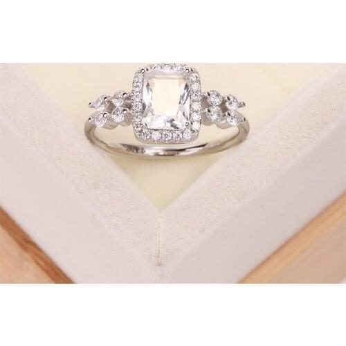 Best-selling Europe and the United States S925 silver wedding ring Light zircon ms square crystal jewelry luxury gifts