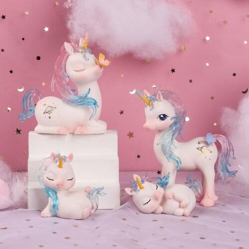 Unicorn Figurines Resin Miniature Sculpture Kwaii Ornament Christmas Gifts Crafts Car Desktop Room Decor Decoration