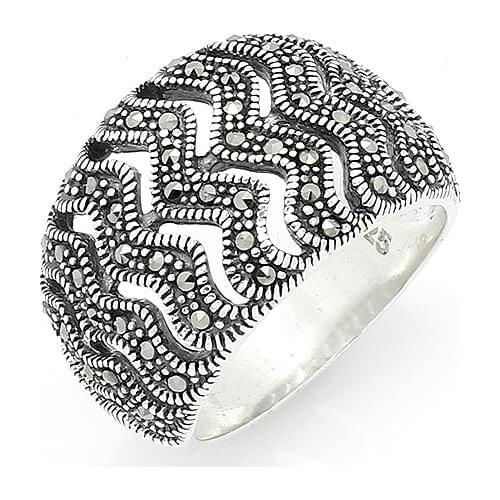 VAYA Rings With Crystals