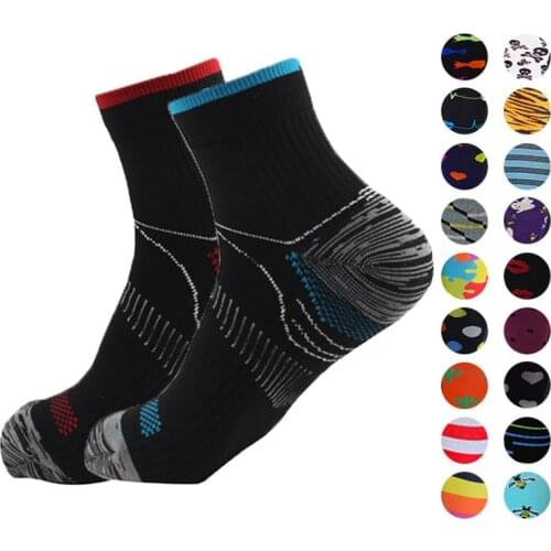 16 Styles Nylon Compression Socks Men Women Color Stripes Running Basketball Skateboard Comfortable Trend Football Socks Gifts