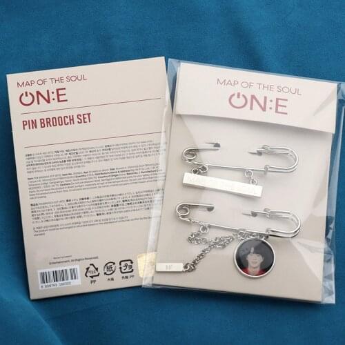 2Pcs/Set New South Korean Groups Kpop Bangtan Boys ONE Same Pin Badges MAP SOUL Metal Bag Clothes Brooch Accessories Hot Sale