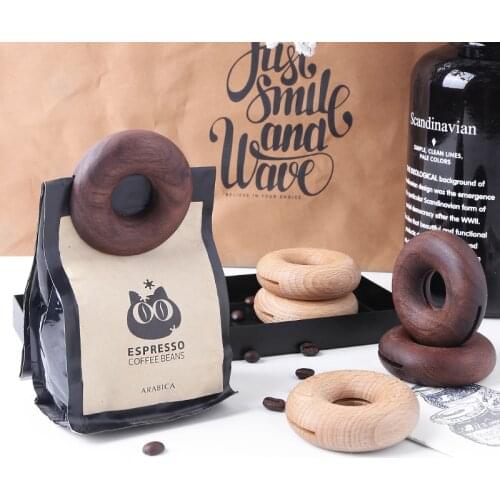 2PCS Per Set Wooden Donut Decoration Folder Food Packing Bag Moistureproof Clip Kitchen Sealing Clip Portable Snack Strip Clip