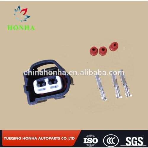 Crank Cam Position Angle Sensor Connector 2 Pin Female Auto Plug 90980-10899 7283-7020-10