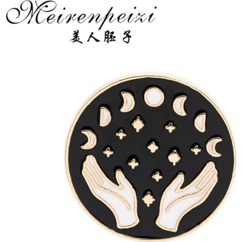 Cat Brooch Hand Cat Brooch Pins Buckle Denim Shirt Collar Lapel Pin Badge Punk Accessories