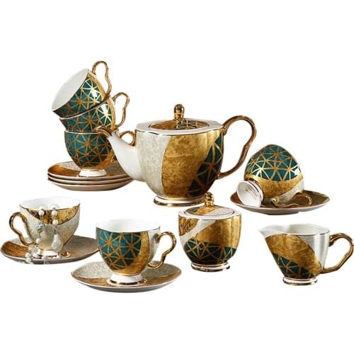 Coffee Cup Set European Teapot Milk Jar Coffee Accessories Porcelain Gold Tea Cups Set Luxury Sugar Can Vintage Bone China 15PCS