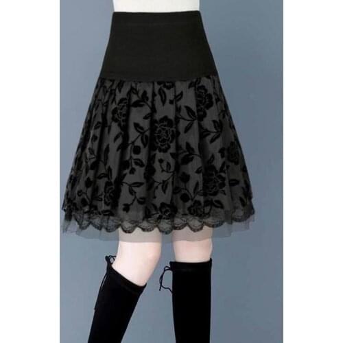 Пн Ян/安末言 Women's Skirts