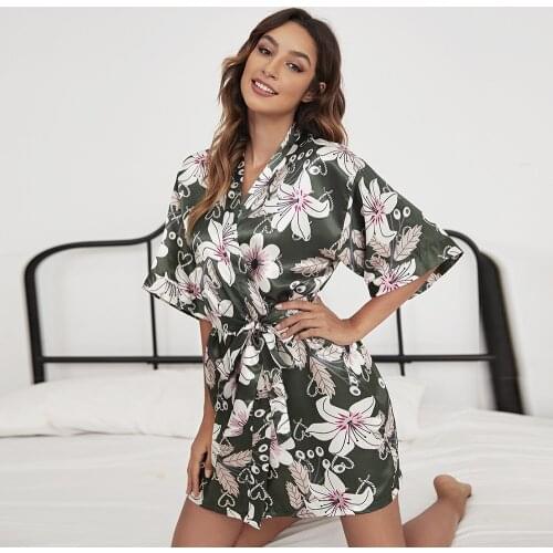 2021 Floral Print Summer Nightdress Womens Pajamas Set Sexy Vintage Bathrobe Silk Like Sleepwear Short Sleeve Female Nightwear