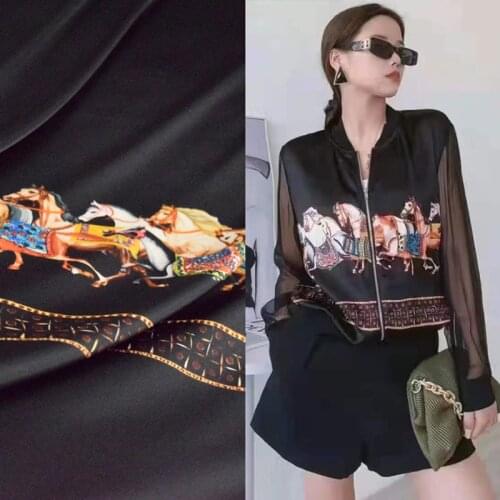 Half Meter Fashion Black Bottom With Horse Print 100% Polyester Fibre Fabric For Autumn Small Coat Gallus Skirt T1692