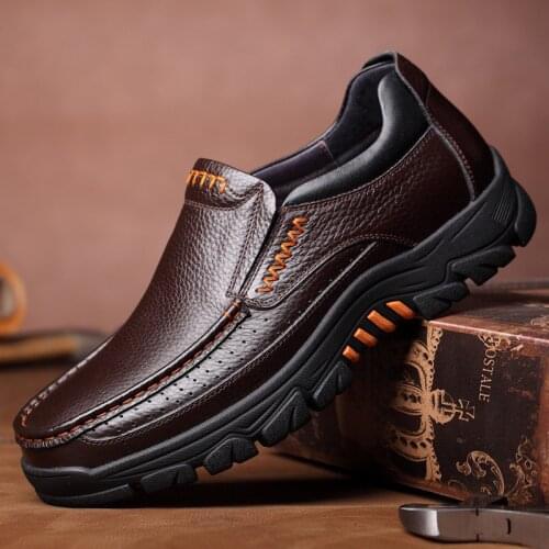 High Quality Genuine Leather Men Shoes Fashion Loafers Soft Cow Leather Men Casual Shoes New Male Footwear Black Brown Moccasins