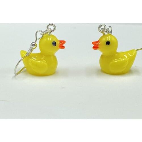 Yungqi New Fashion Duck Little Bird Drop Hanging Earrings for Women Elegant Girl Resin Earring Stylish Jewelry Personality Gift