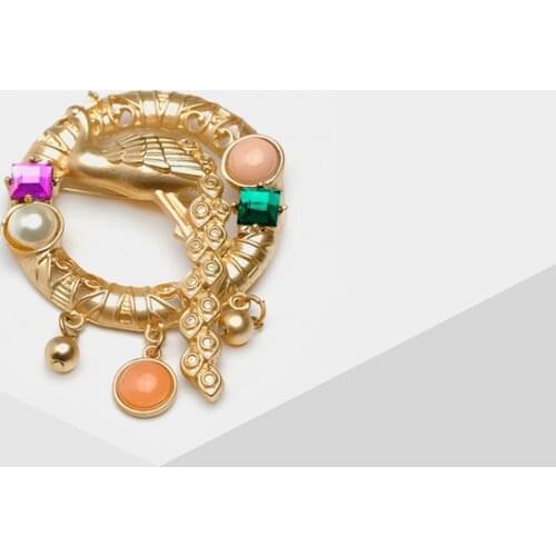 Amorita boutique vintage Gold peacock circle Brooches