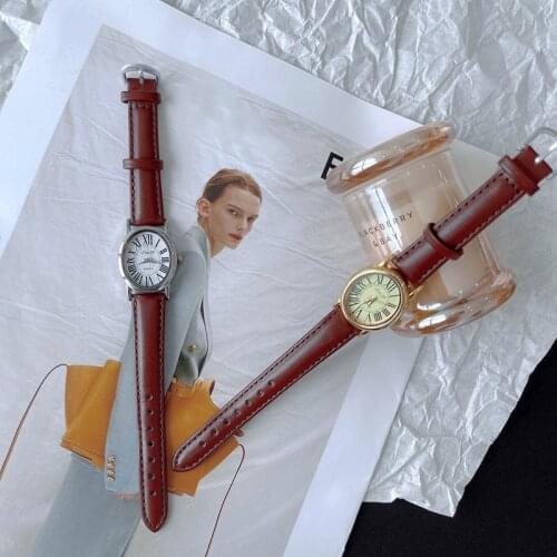 1PCs Simple Vintage Leather Band Women Watches Luxury Fashion Oval Design Ladies Wristwatches Casual Small Female Quartz Clock