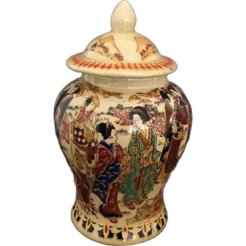 The early collection of Qing Dynasty Qianlong carved figure maid pattern general tea can antique porcelain ornaments