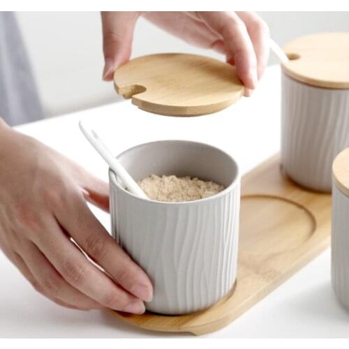 3Pcs/set Nordic Home Creative Ceramic Seasoning Jar With Lid Small Spoon Seasoning Box Salt Shaker Kitchen Supplies Storage Set