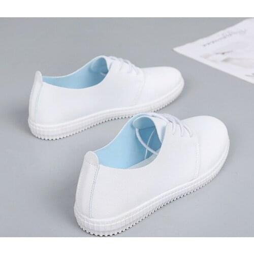2021 Spring Summer New White Shoes Women Fashion Flat Leather Soft Shoes Female White Board Shoes Casual Shoes