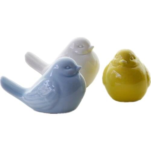 5.1'' Ceramic Magpies Bird Figurines 3 Colors Magpie Ornament Statue Animal Birds Model Home Decor Creative Gift for Kids