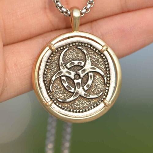 Tkuamigo Gothic Pendants