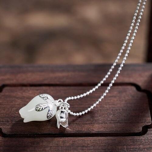 Vera Polaroid S925 Silver Mosaic Natural Hotan Magnolia Flower Pendant Wholesale