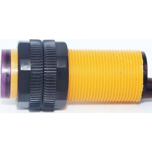 E18-D80NK diffuse reflection infrared NPN induction photoelectric switch obstacle avoidance photoelectric sensor module 80CM 5V