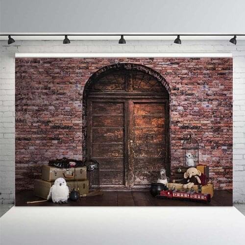 Mehofond Red Brick Wall Wood Arch Door Backdrop Old Suitcase Toys Baby Portrait Photography Background Photo Studio Photophone