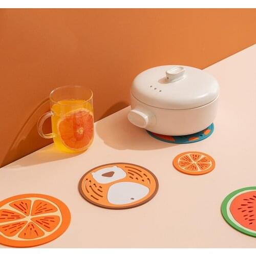 1PCS Cartoon Silicone Trivet Mat Parrot Hedgehog Eagle Fruit Coaster Mat Hot Pot Holder Tableware Placemat Home Coffee Pads