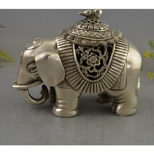 Collection of antiques and bronzes: brass, white copper, silver plating, home decoration, bronze crafts, elephant incense burner